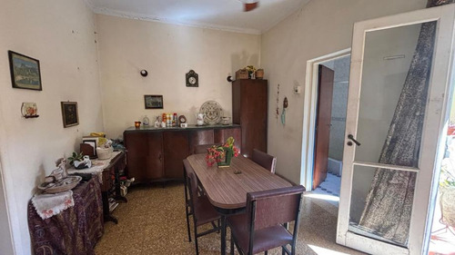 Casa En Venta En Remedios De Escalada Oeste