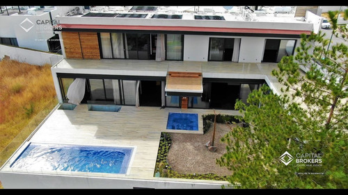 Imagen 1 de 30 de Casa De Lujo En Venta - Renta Con Alberca Fracc Gran Jardín