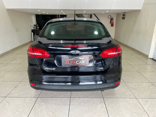 Ford Focus 2.0 SE PLUS 16V FLEX 4P POWERSHIFT
