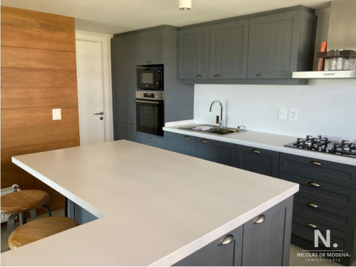 Espectacular Departamento En Venta Reciclado, 3 Dorm + Dep. Playa Mansa.