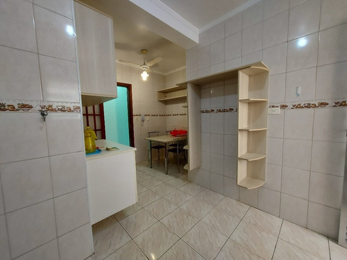 Imagem 14 de 17 de Apartamento À Venda - 2 Dormitórios - Reformado - Praia Das Astúrias - Guarujá/sp - Ap05438 - 68714712