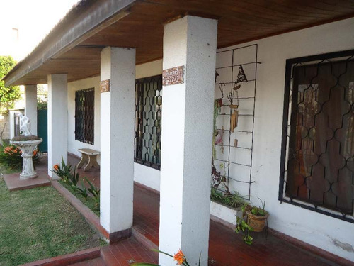 Imagen 3 de 14 de Casa En Venta Cond En Ituzaingo Sur