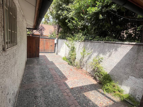 Casa Con Amplio Terreno En Lo Barnechea