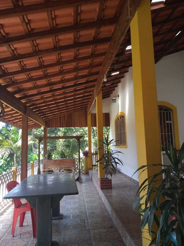 Linda Chácara Em Suzano