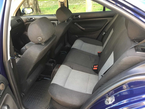 Volkswagen Bora 1.8 T Highline 2006