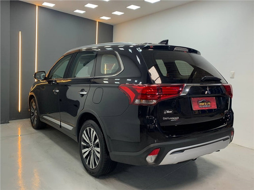 Mitsubishi Outlander 2.2 MIVEC DI-D DIESEL HPE-S AWD AUTOMÁTICO