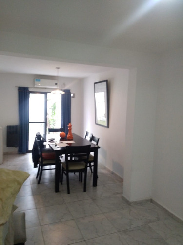 Nueva Cordoba Amplio Monoambiente Con Patio A Metros De Pocito Sobre Peredo Casi Esq Velez Sarfied