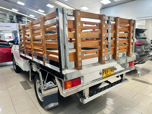 Toyota Hilux 2.7 Chasis 4X2