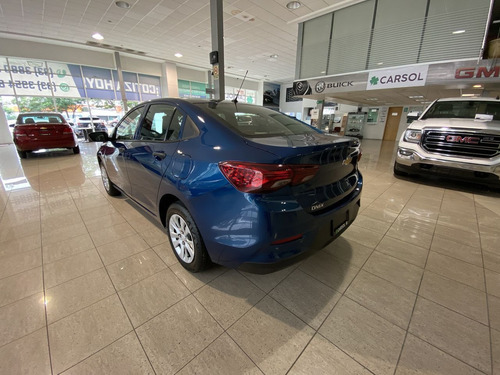 Imagen 8 de 15 de Chevrolet Onix 2021 1.0 Ls Mt