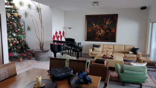 Imagen 17 de 30 de Moderna Casa En Venta, Renta O Renta Con Opción A Compra