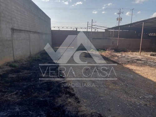 Vera Casa Inmobiliaria Vende Terreno En Tocuyito L/firma Yl-2