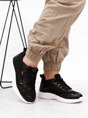 Zapatillas Mujer Livianas Detalles Charol Fiona Bym Shoes