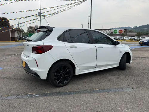 Chevrolet Onix 1.0T Rs Mt