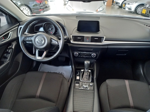 Mazda 3 Touring At