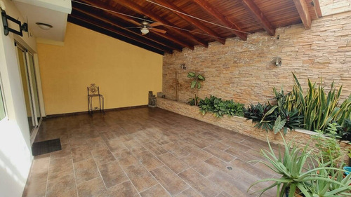 Imagen 9 de 14 de 163935 Lerry Paez 0414-9408606 Venta Townhouse Res Doral Park Piedra Pintada Valencia Solo Clientes