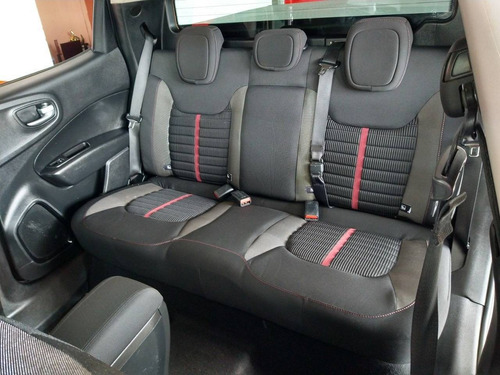 Imagem 11 de 15 de Fiat Toro 1.8 16v Evo Flex Freedom At6
