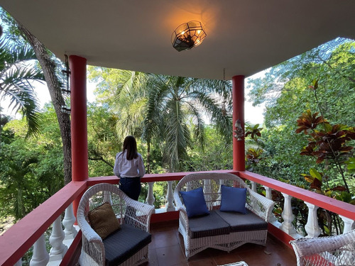 Villa Campestre Con Excelentes Vistas A Las Montañas En San Cristobal