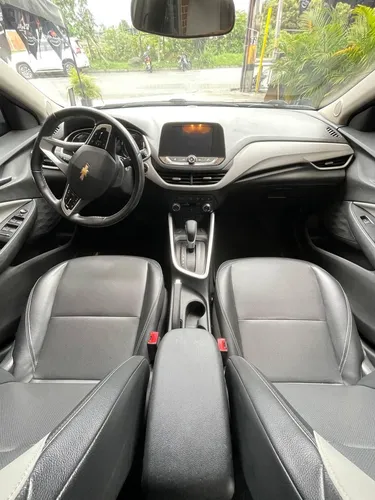 Chevrolet Onix 1.0T Premier Hatch At