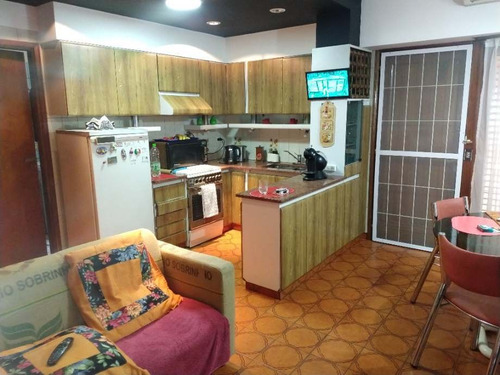 Imagen 4 de 13 de Chalet En Venta 5 Ambientes - Morón Sur