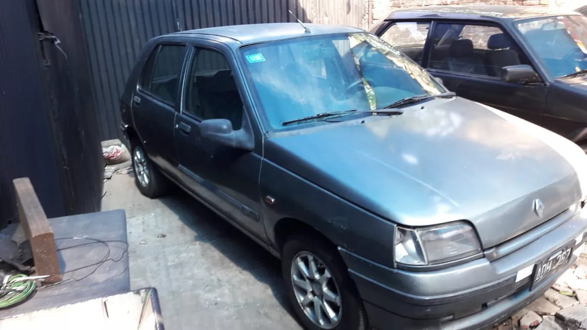 Renault Clio 1.6 Rn