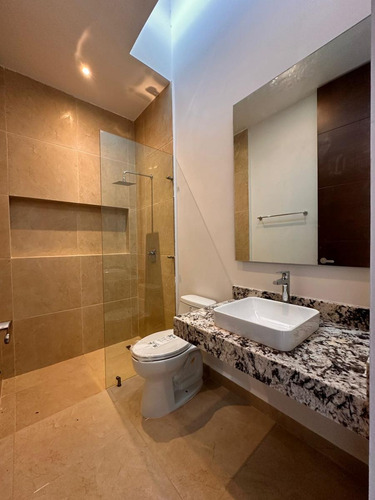 Casa En Venta Merida, Conkal, Privada Olivia, Una Planta, Entrega Inmediata.
