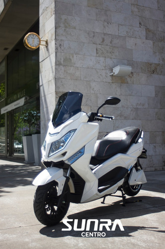 Sunra T9 Litio Extraíble 100 Km De Autonomía /85 Km/hora / A