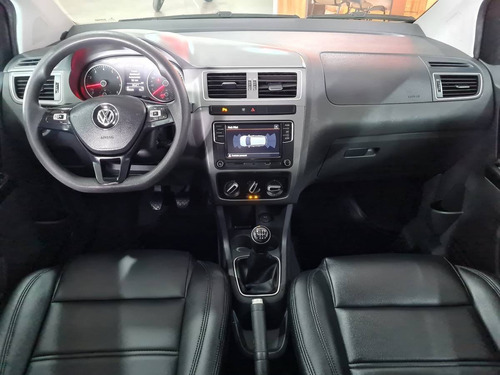 Imagem 11 de 15 de Volkswagen Fox 1.6 Msi Total Flex Connect 4p Manual