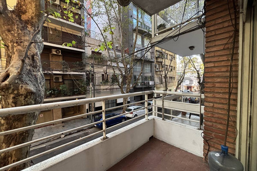 Venta - Departamento De 4 Ambientes En Flores Con Balcón Y Patio