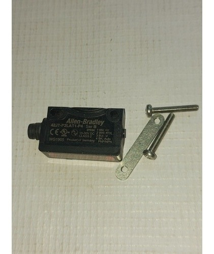 Allen Bradley 42jt-p2lat1-p4 Photoelectric Sensor Polarized 