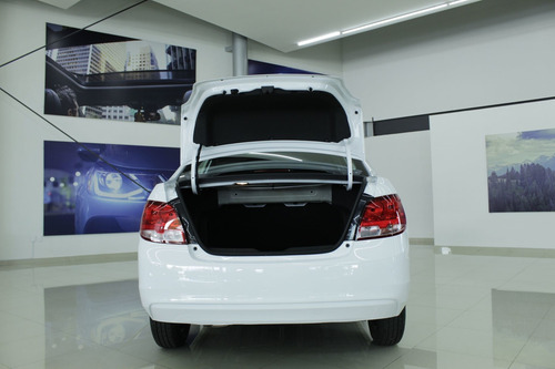 Imagen 7 de 14 de Chevrolet Aveo 2022 1.5 Ls At