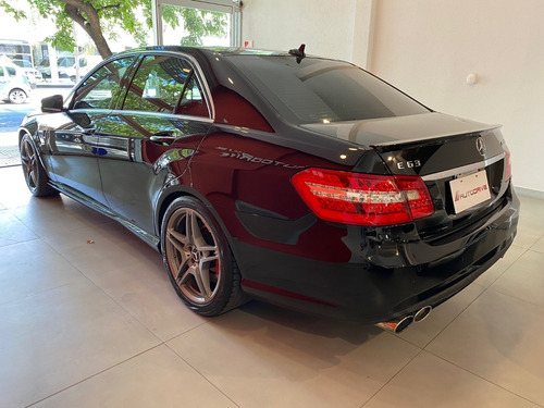 Imagen 9 de 25 de Mercedes Benz E 63 Amg 2011