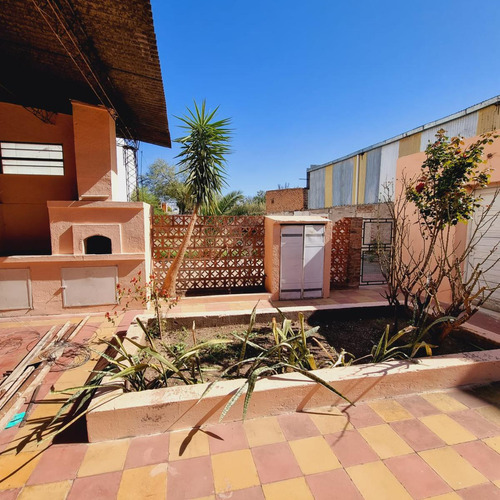 Venta Casa 3 Dormitorios Local Comercial. San Luis. J. G. Funes N°732