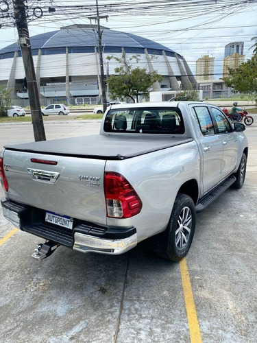 Imagem 5 de 15 de Toyota Hilux 2018 2.7 Srv Cab. Dupla 4x2 Flex Aut. 4p