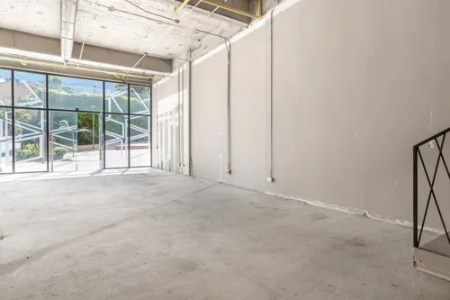 Local En Arriendo En Centro Internacional. Cod A9696