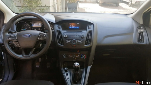 Imagen 8 de 14 de Ford Focus Se 2017