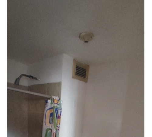 Imagen 10 de 11 de Se Vende Apartamento En Pomarrosa, Los Guayos (gla-1100)