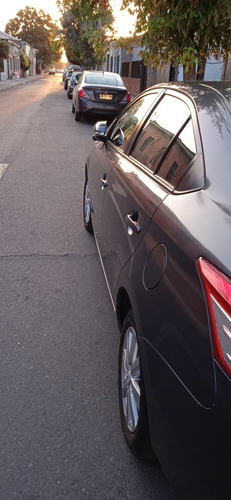 Toyota Yaris Lei Sedan