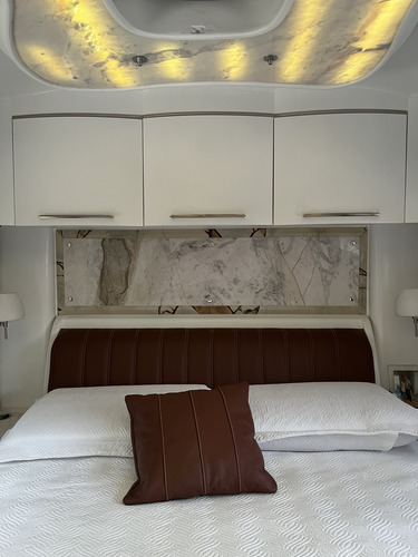 Motorhome Dos Sonhos Em Mármore (aceito Trocas)