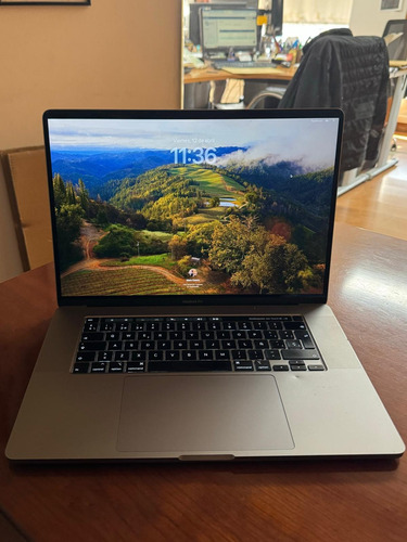 Apple Macbook Pro 16 Pulgadas, 512 Gb Ssd, 16 Gb Ram