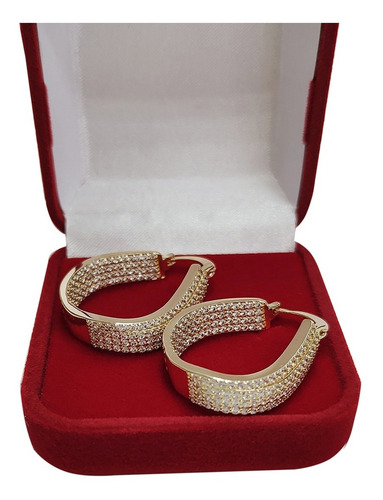 Imagem 3 de 7 de Brinco Feminino Argola Oval Cravejada Semijoia Banhado Ouro