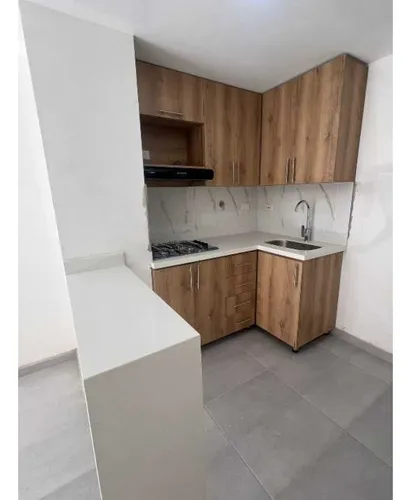 Excelente Inversión Por Su Ubicación Sabaneta 61 Mt/ 3 Alc/ Edificio