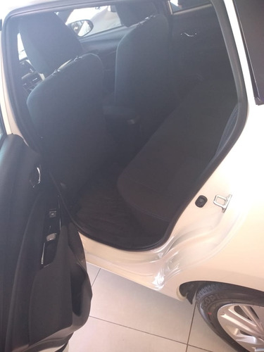 Imagen 13 de 14 de Toyota Yaris 1.5 107cv Xls 5 P Mt