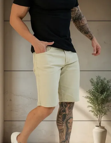 Bermuda Sarja Colorida Jeans Premium Masculina Diversa Cores — R$ 52,75 em Mercado Livre, 16% OFF