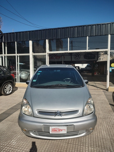 Imagen 5 de 18 de Citroën Xsara Picasso 2006 2.0 16v