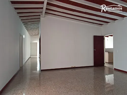 Oficina En Arriendo En Laureles. Cod A775204