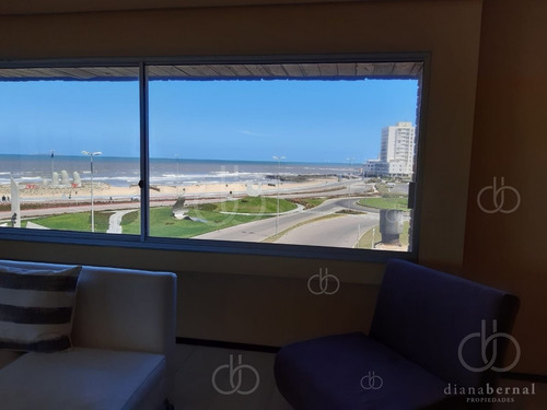 Imagen 9 de 20 de Apartamento En Venta Y Alquiler, Parada 1 Primera Línea De Playa Brava - Ref: 54414