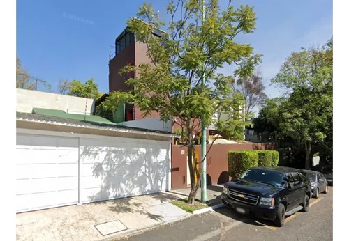 Casa En Remate En Lomas De Chapultepec, F-457