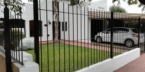 Venta Casa De 5 Dormitorios En Villa Cententario