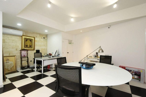 Local Comercial En Alquiler Mirador Sur