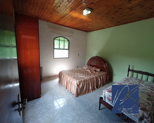 Imagem 28 de 30 de Sitio - St00015 - 69272278